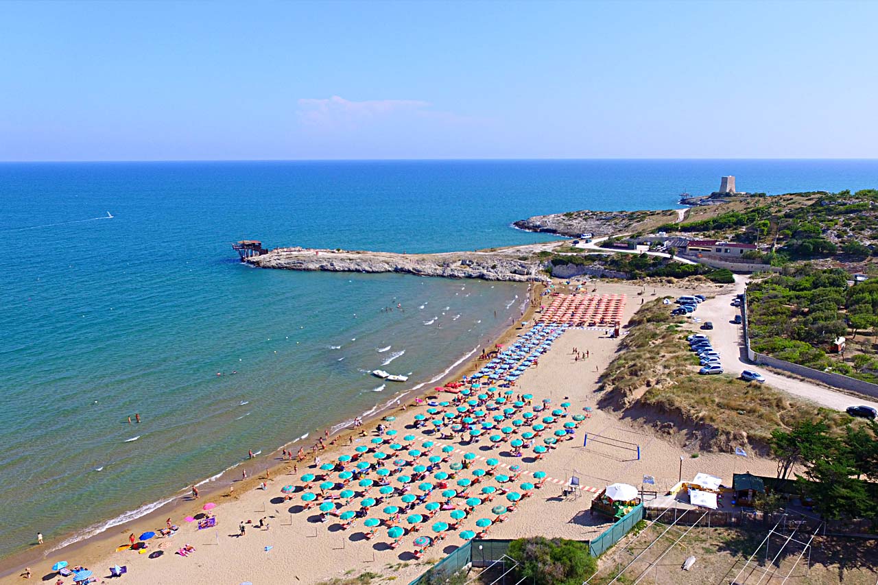 la-spiaggia-del-villaggio-porticello-mare